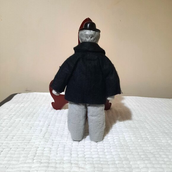 Vintage Porcelain 9" Hardy Doll - Picture 3 of 7